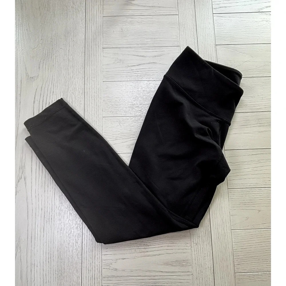 Lululemon Women's Black Yoga Pants Size: 8 Good Condition